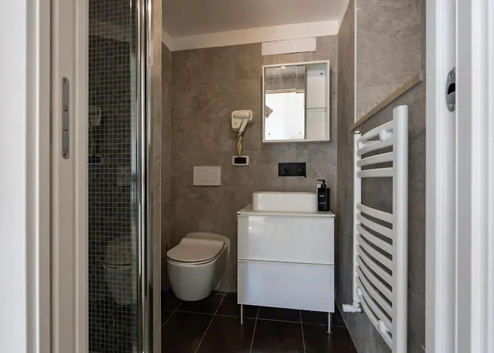 Guest house Art House By Rentbeat 4*