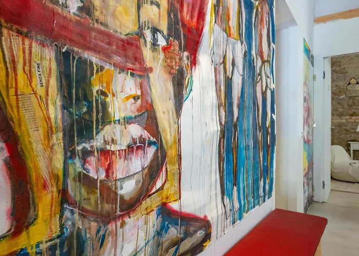 Art House By Rentbeat 4*
